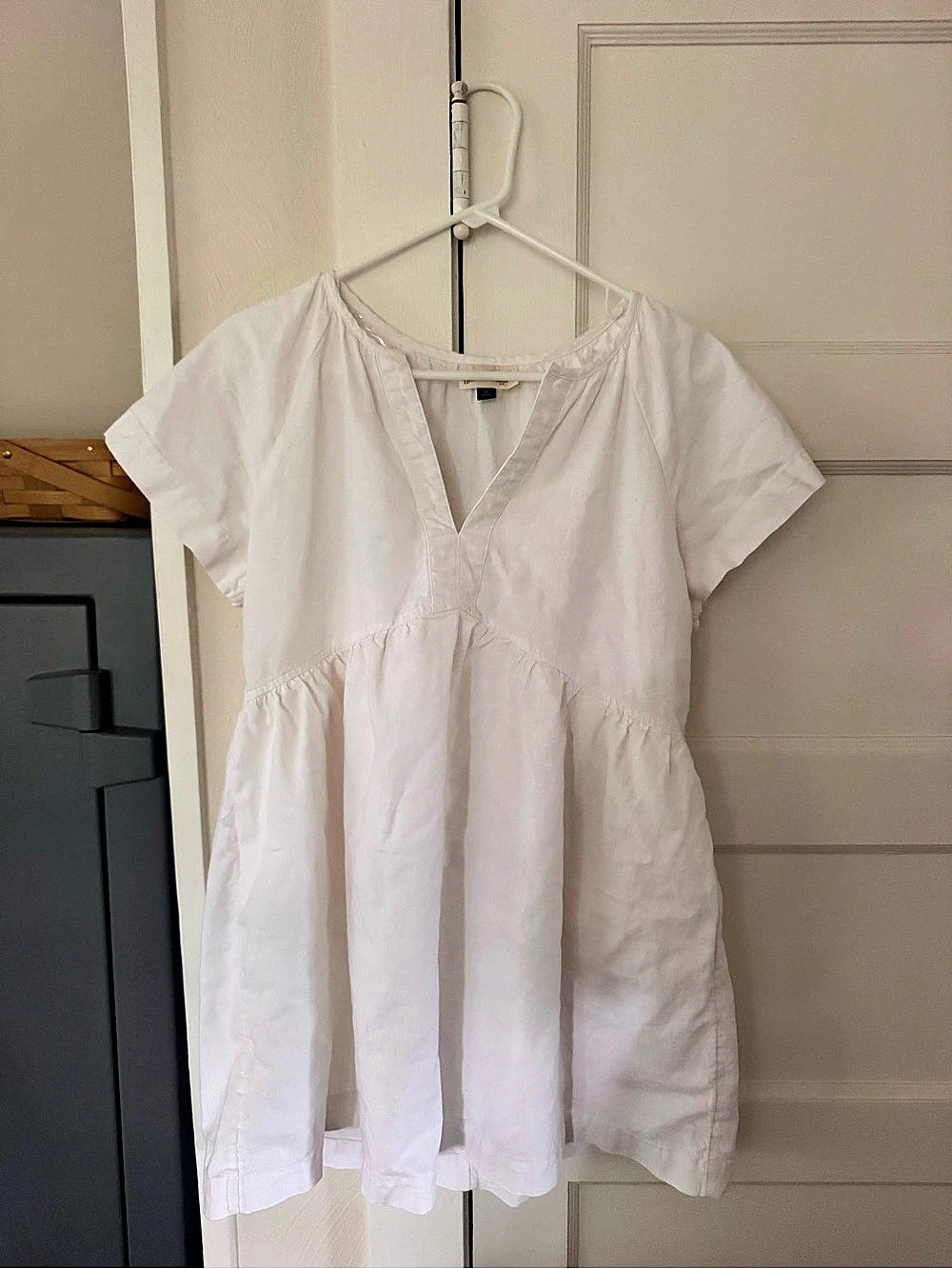 Universal Thread White Mini Dress Size Medium Like New